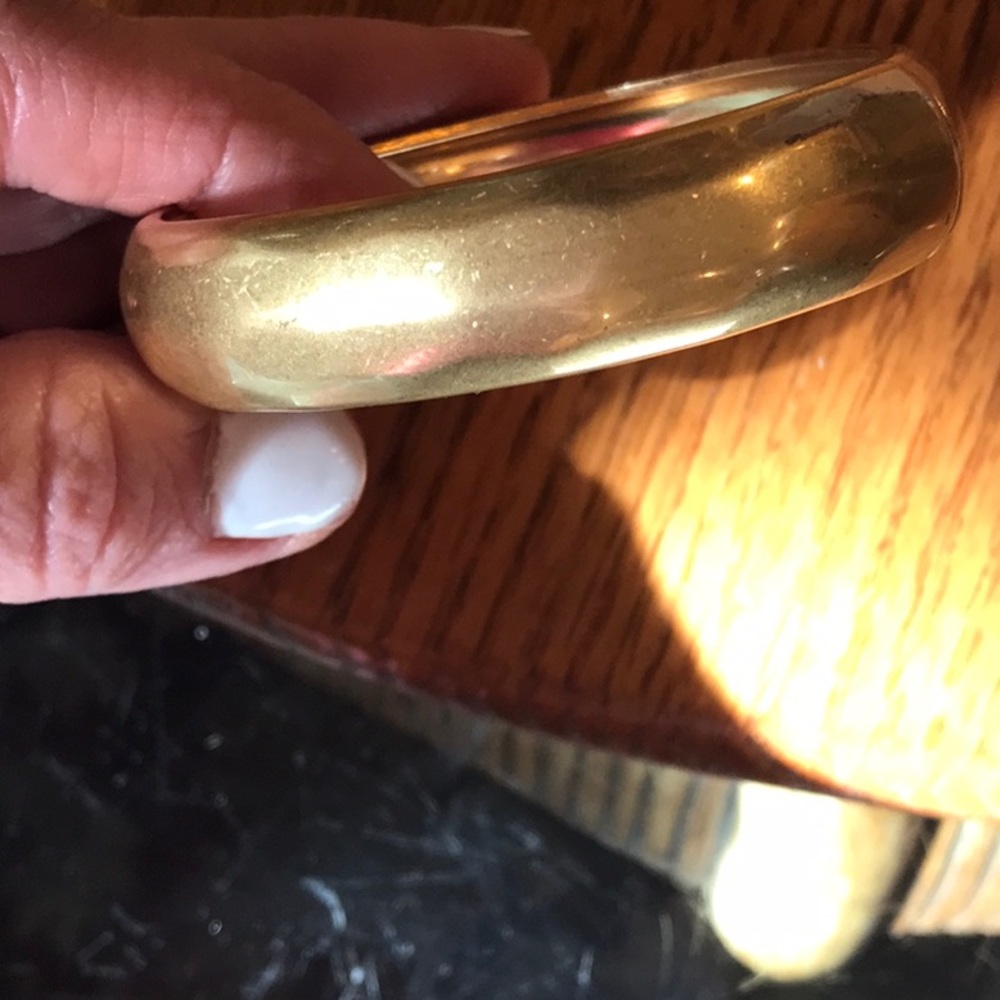 Stella & Dot Essential Sculptural bangle